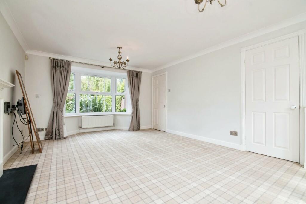 Additional image 7 of Whitefields Gate, Solihull, West Midlands