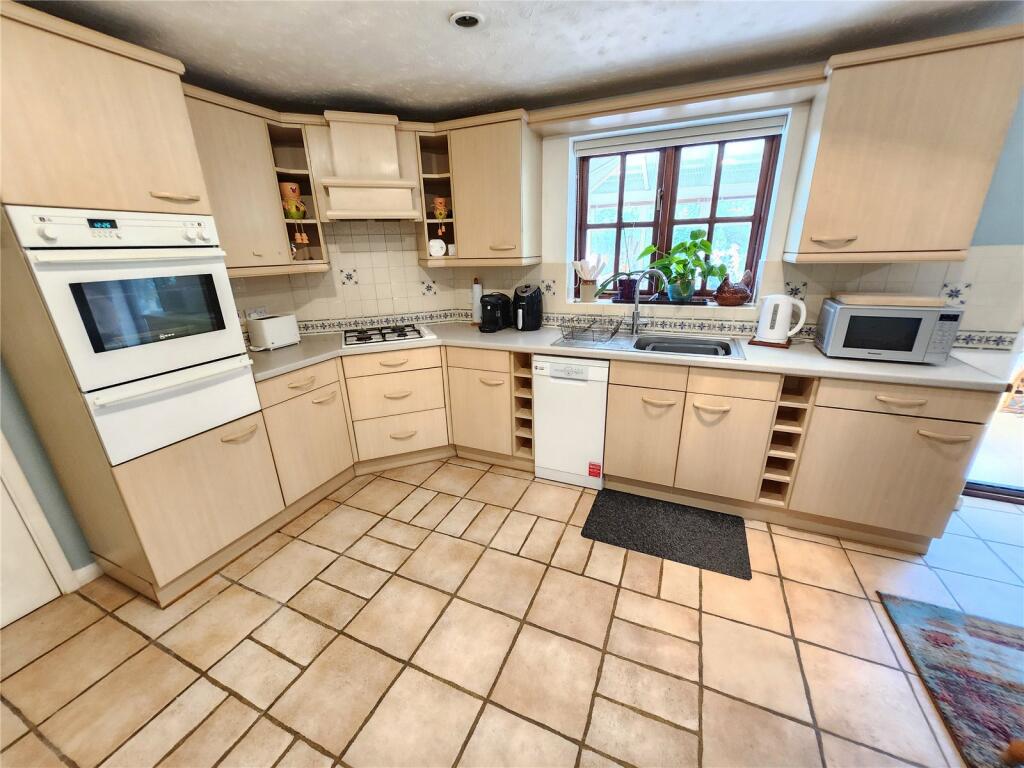 Additional image 4 of Celandine, Tamworth, Staffordshire, B77