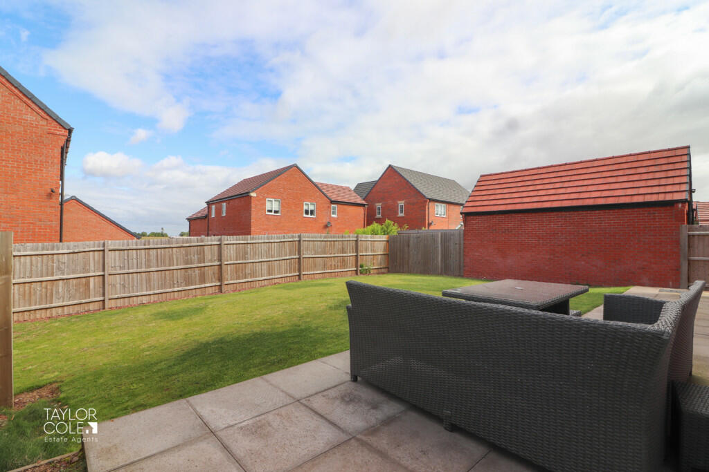 Additional image 35 of Fisher Close, Tamworth