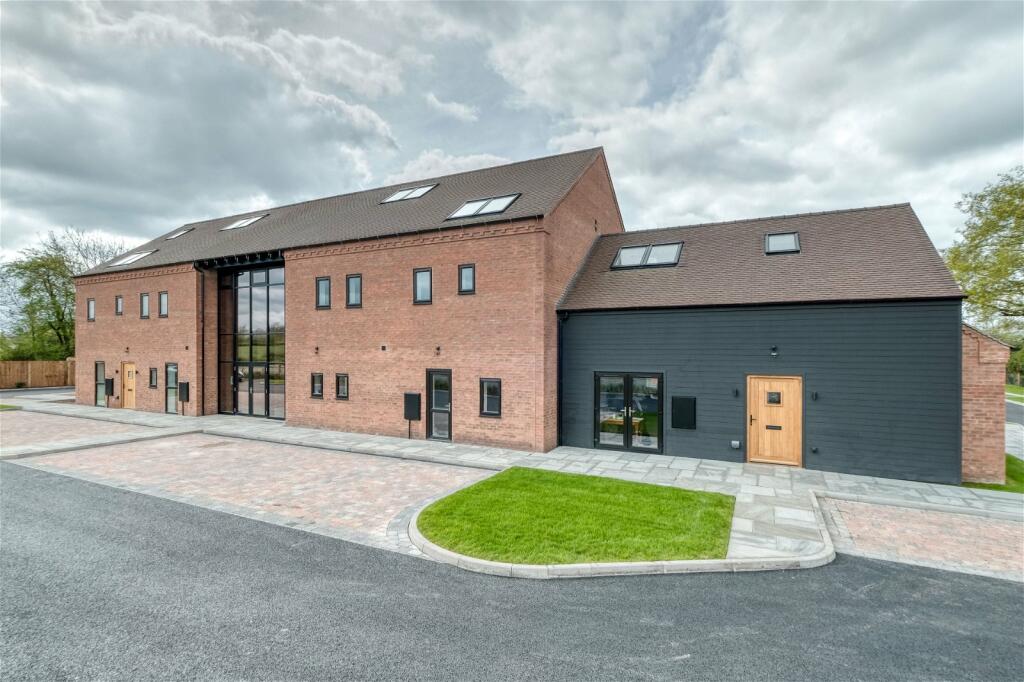 Additional image 29 of 1 Lion & Lamb Barns, Droitwich Road, Bradley Green B96 6RP