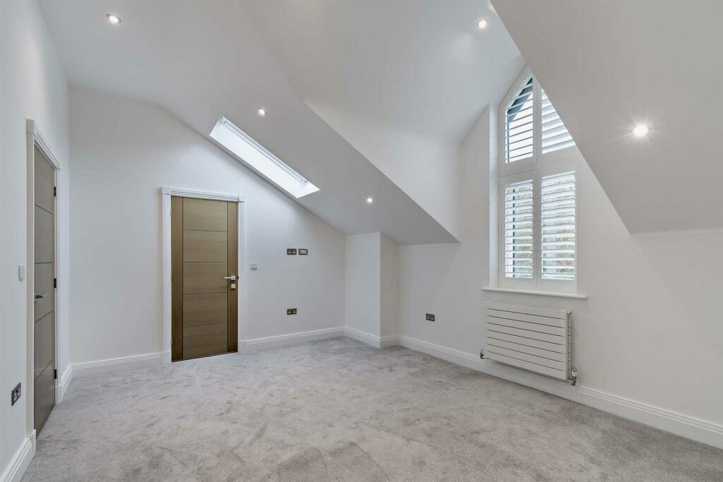 Additional image 33 of De Montfort House, Haven Pastures, Henley-in-Arden