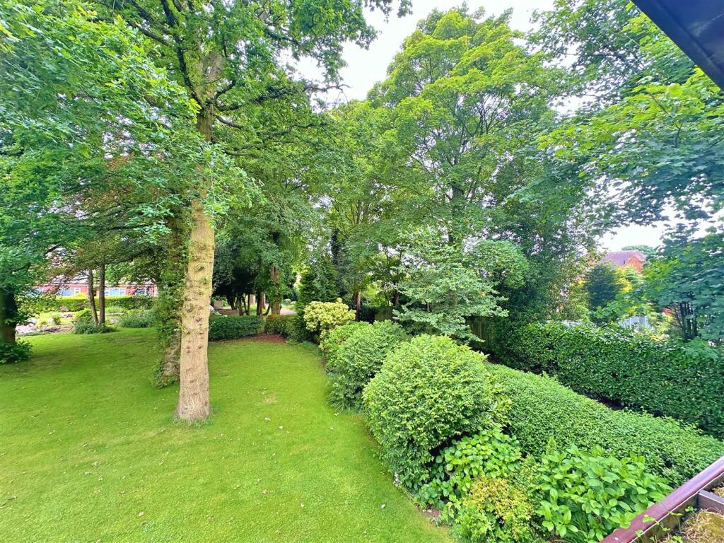 Additional image 9 of Vesey Close, Four Oaks, Sutton Coldfield