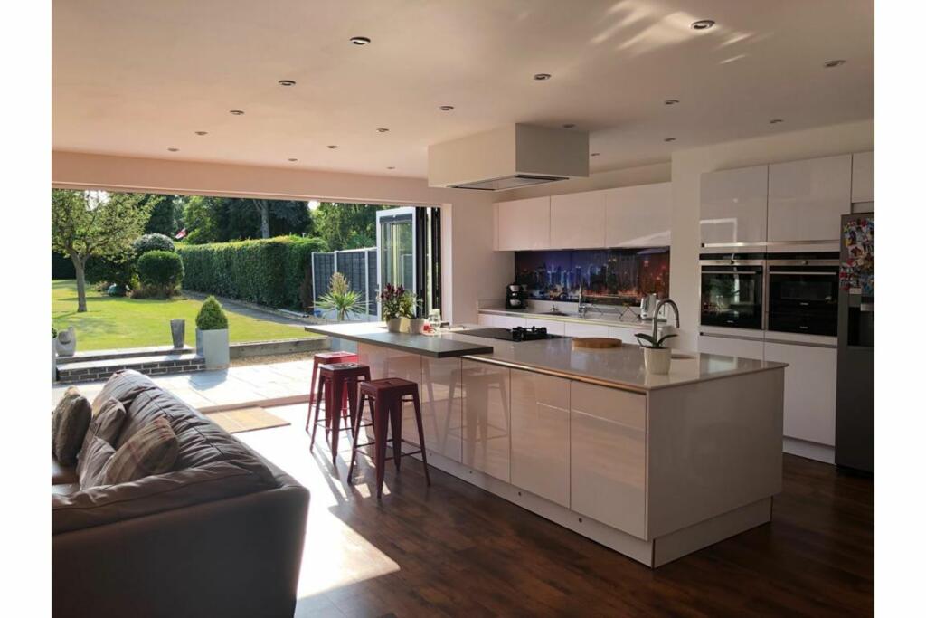 Additional image 5 of Widney Manor Road, Solihull, B91