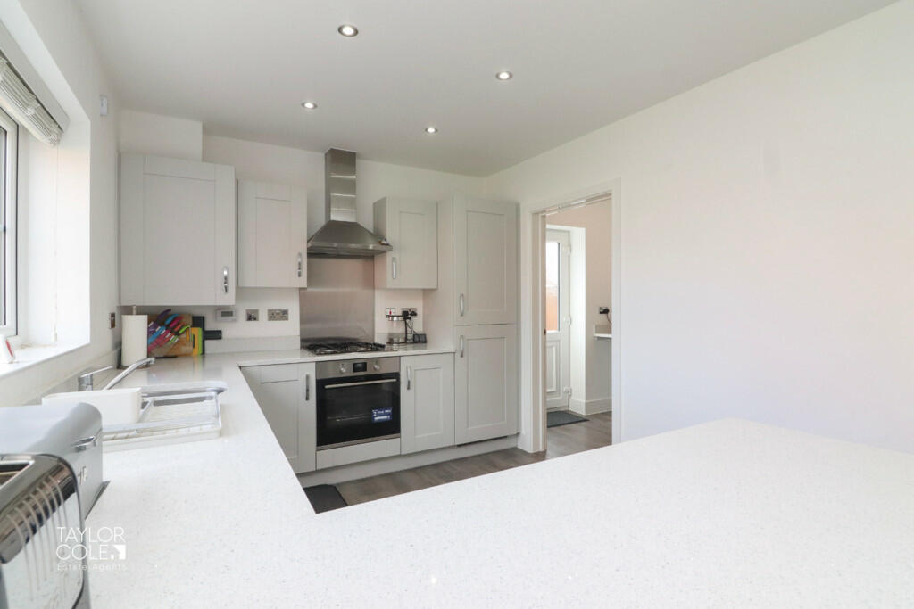 Additional image 5 of Fisher Close, Tamworth