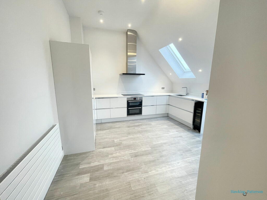 Additional image 6 of The Elms, High St, Henley In Arden B95