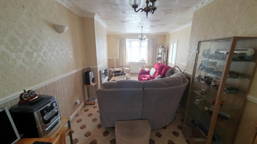 Additional image 3 of 77 Kelvin Way, West Bromwich, West Midlands, B70 7LE