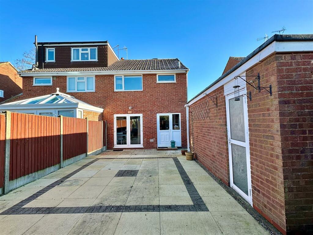 Additional image 15 of Fairwater Crescent, Alcester