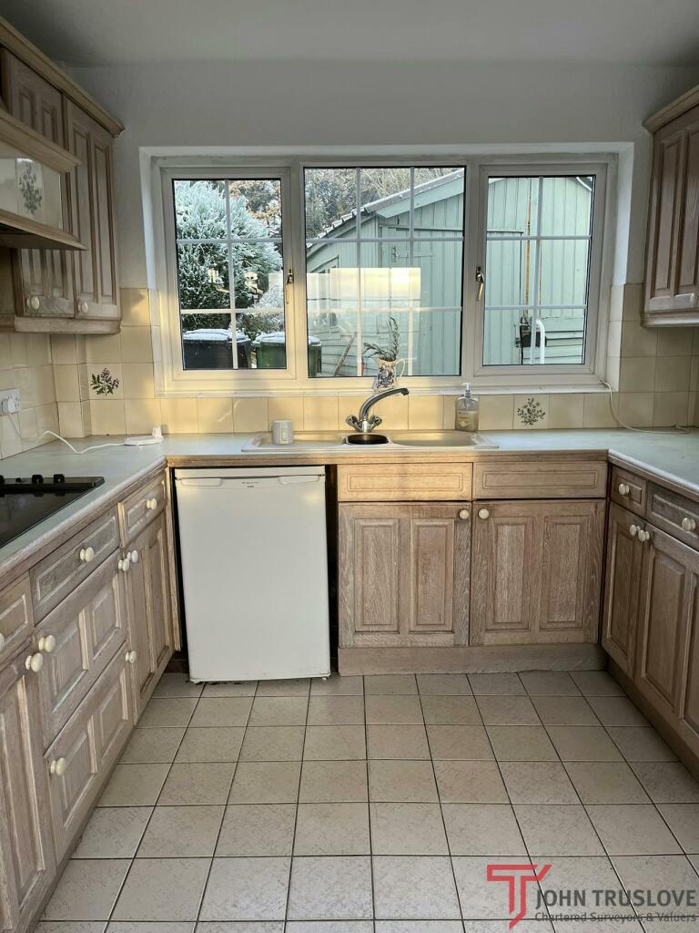 Additional image 4 of 24 Hinton Fields, Bournheath, Bromsgrove, B61 9HT