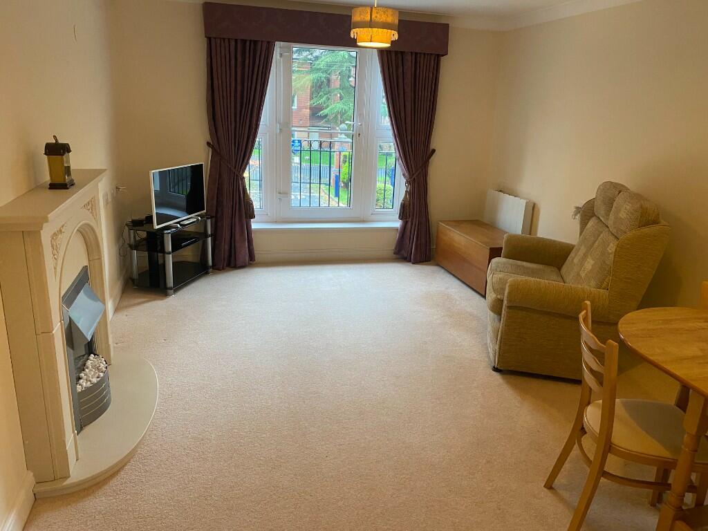 Additional image 18 of 16 Grange Court, 298 Warwick Road, Solihull, B92 7GL