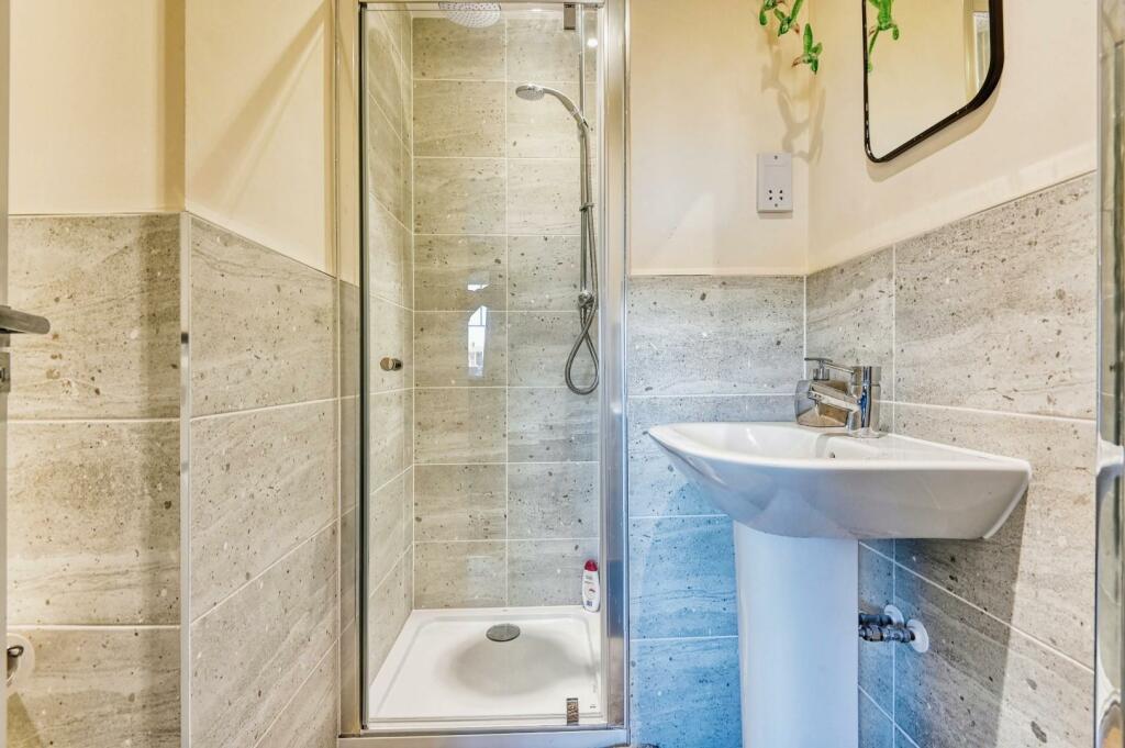 Additional image 21 of Yarrow Close, Tamworth