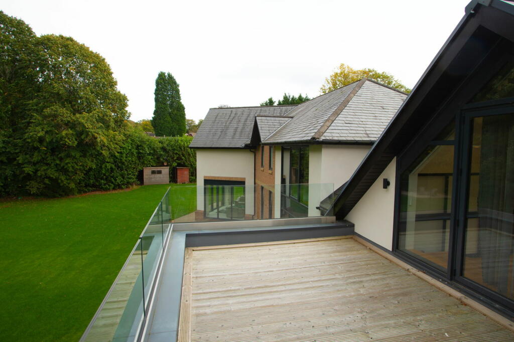 Additional image 37 of Roman Park, Roman Lane, Little Aston Park