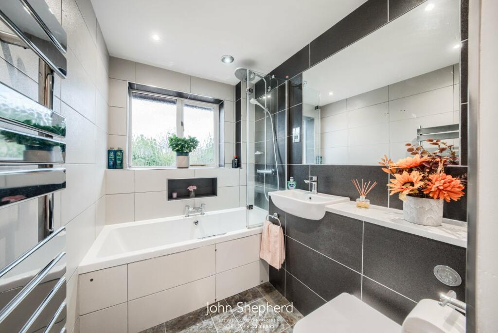 Additional image 13 of Badbury Gardens, Studley, Warwickshire, B80