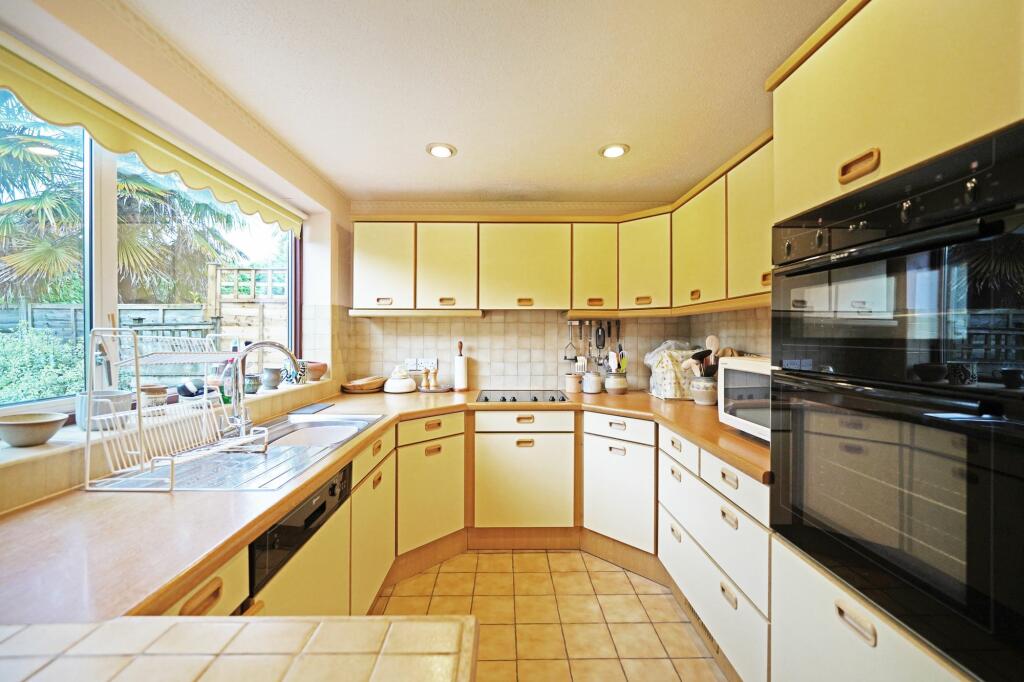 Additional image 7 of Lightwood Close, Knowle, B93