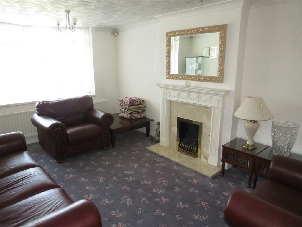 Additional image 21 of Park Hall Crescent, Castle Bromwich, Birmingham