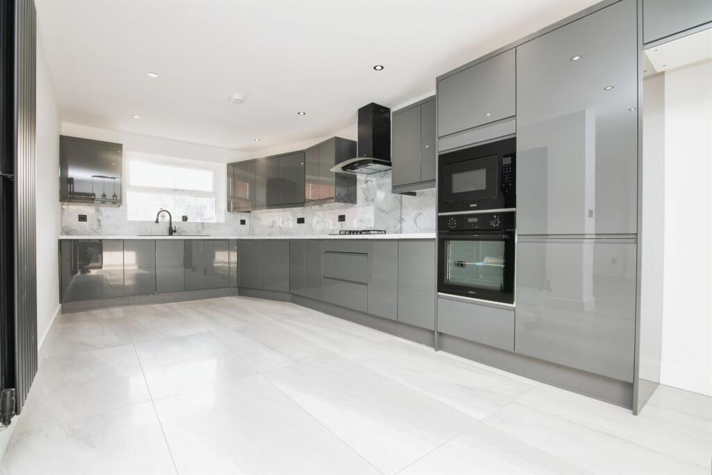 Additional image 2 of Haywoods Farm, West Bromwich