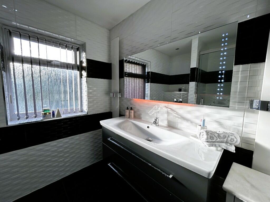 Additional image 20 of Carlton Avenue, Sutton Coldfield, West Midlands, B74