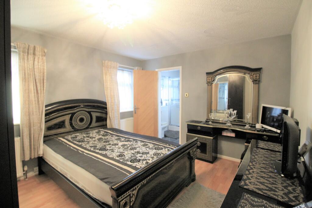 Additional image 10 of St Johns Close, Four Oaks, B75