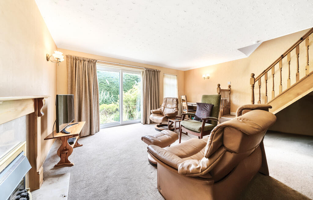 Additional image 15 of Willow Close, Bromsgrove