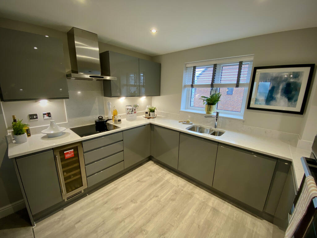 Additional image 14 of Oakhurst Village,
Stratford Road, 
West Midlands, 
Shirley, 
West Midlands, 
B90 4DY