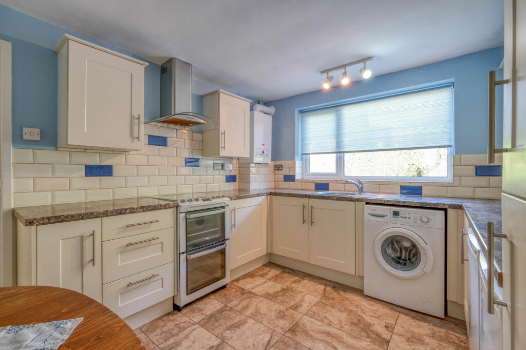 Additional image 3 of Woodrow Lane, Catshill, Bromsgrove, B61 0PP