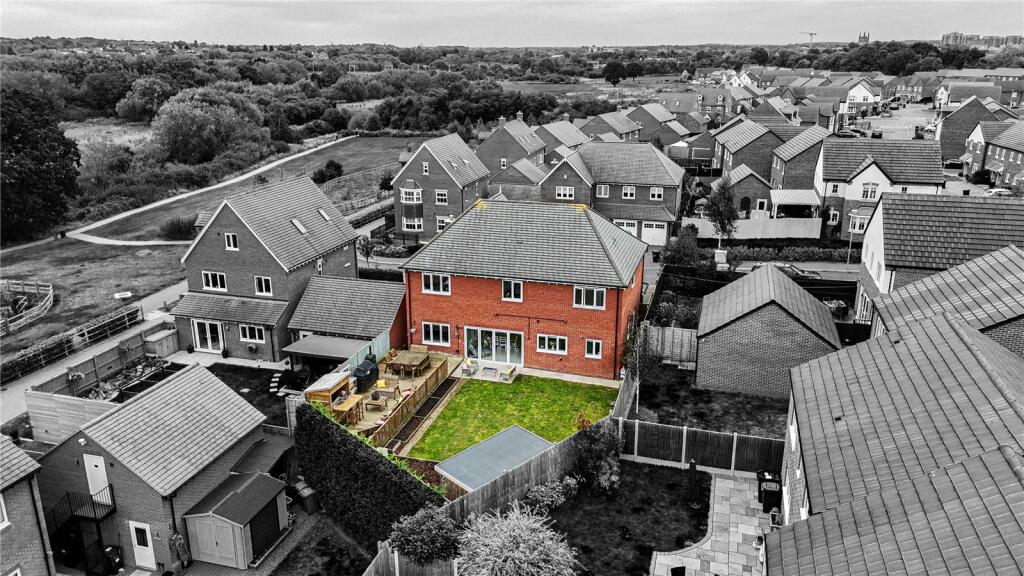 Additional image 39 of Willowherb Close, Tamworth, B79