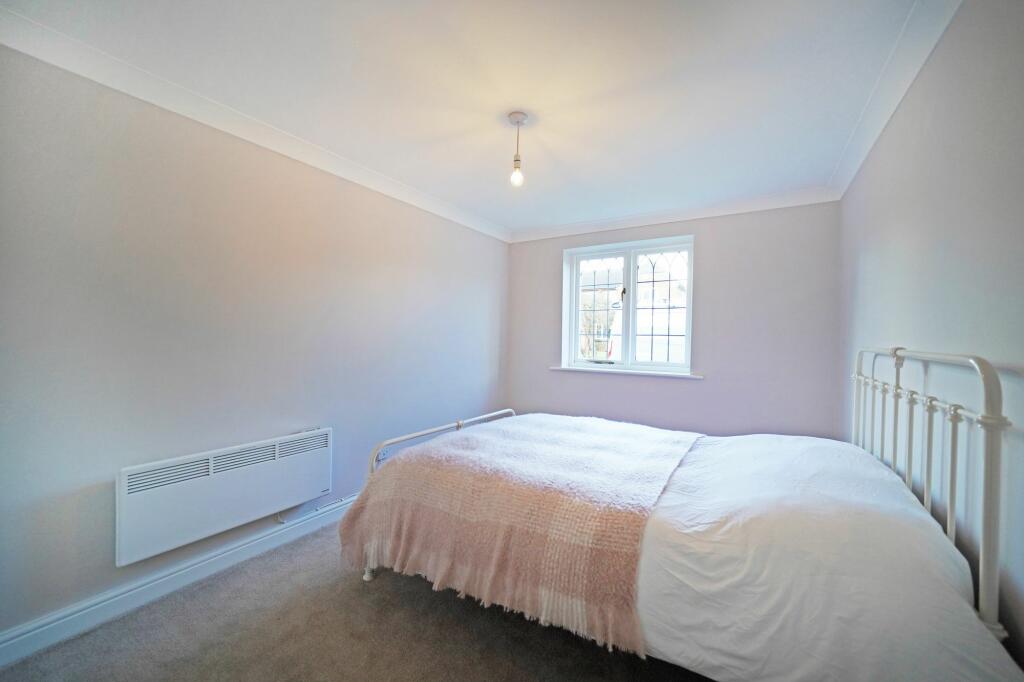 Additional image 9 of Yew Tree Close, Lapworth, B94