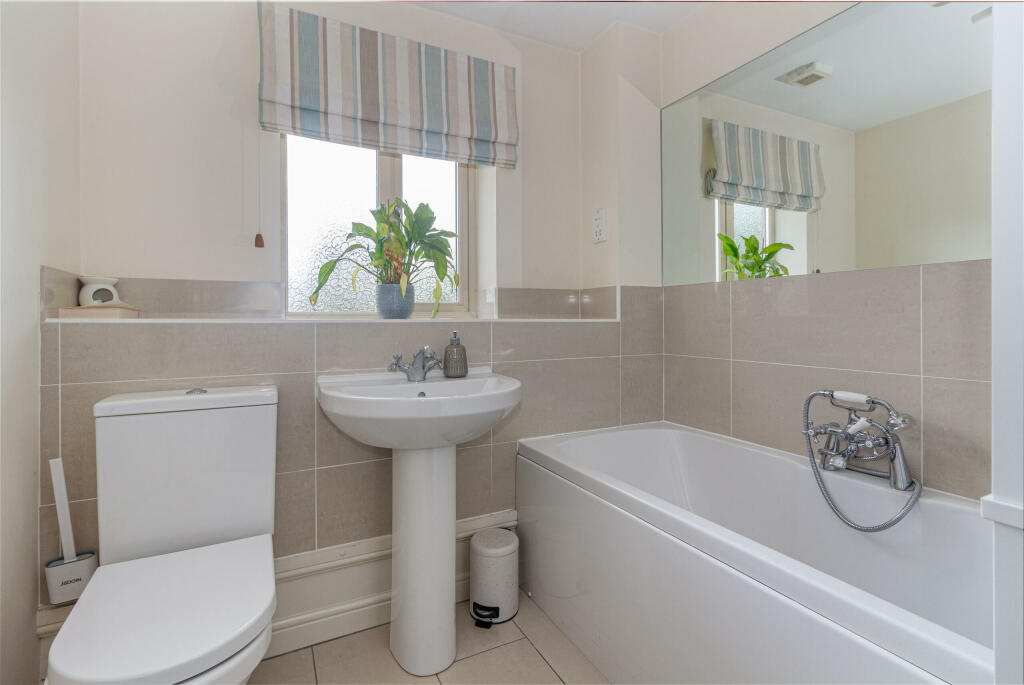 Additional image 15 of Regal Gardens, Bromsgrove. B61