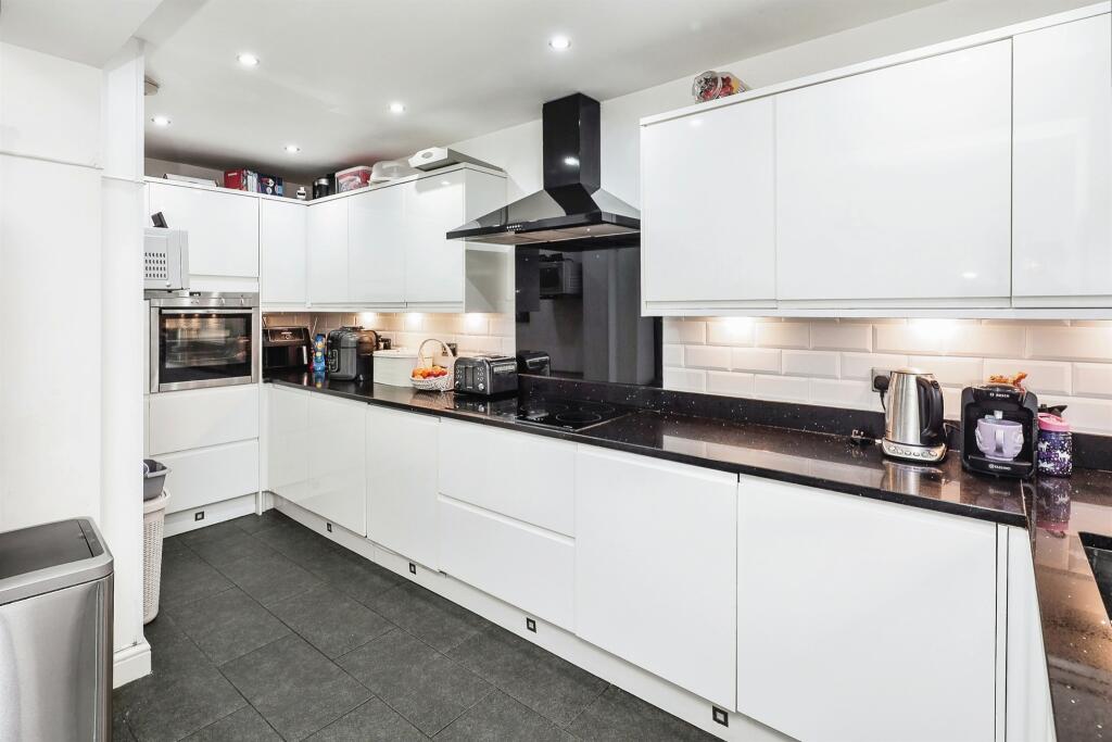 Additional image 6 of Woodford Avenue, Birmingham