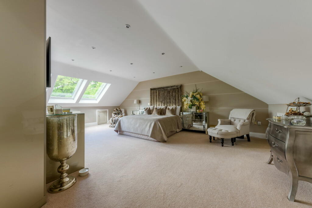 Additional image 2 of Birmingham Road, Lydiate Ash, Bromsgrove, B61 0HX