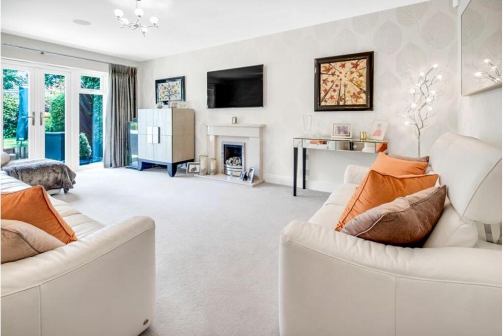 Additional image 4 of Hazeltree Drive, Sutton Coldfield, B75