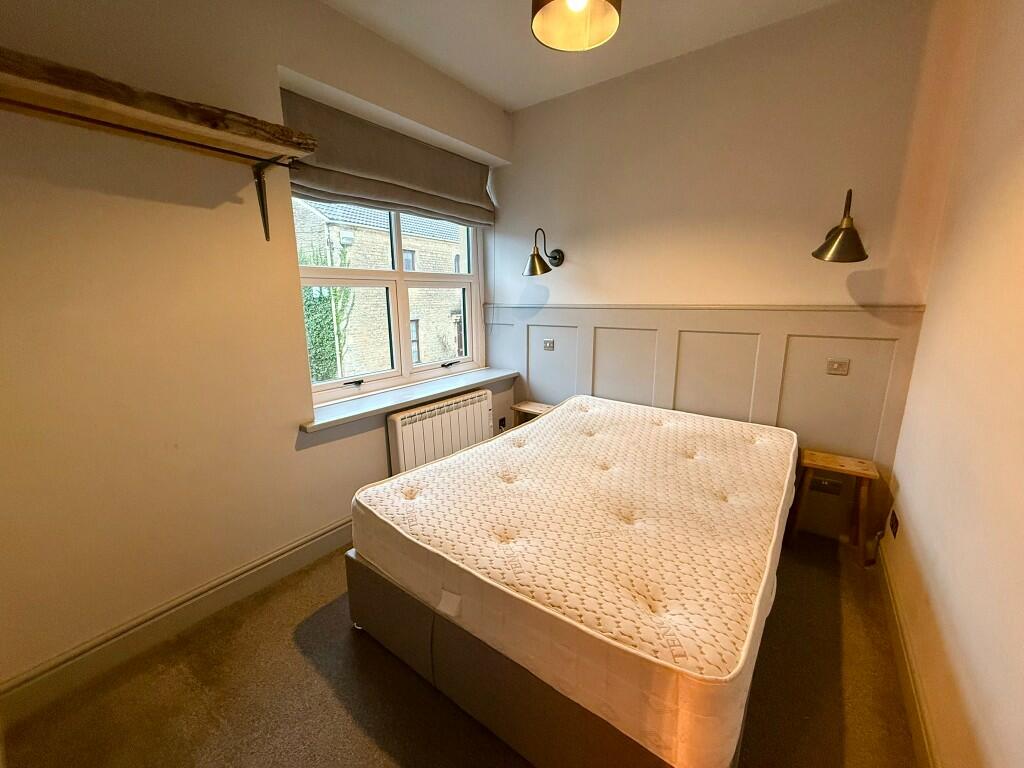 Additional image 8 of Vineys Yard, Bruton, Somerset, BA10