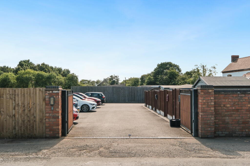 Additional image 4 of Sharpway Gate, Stoke Prior, Bromsgrove, B60 4AY