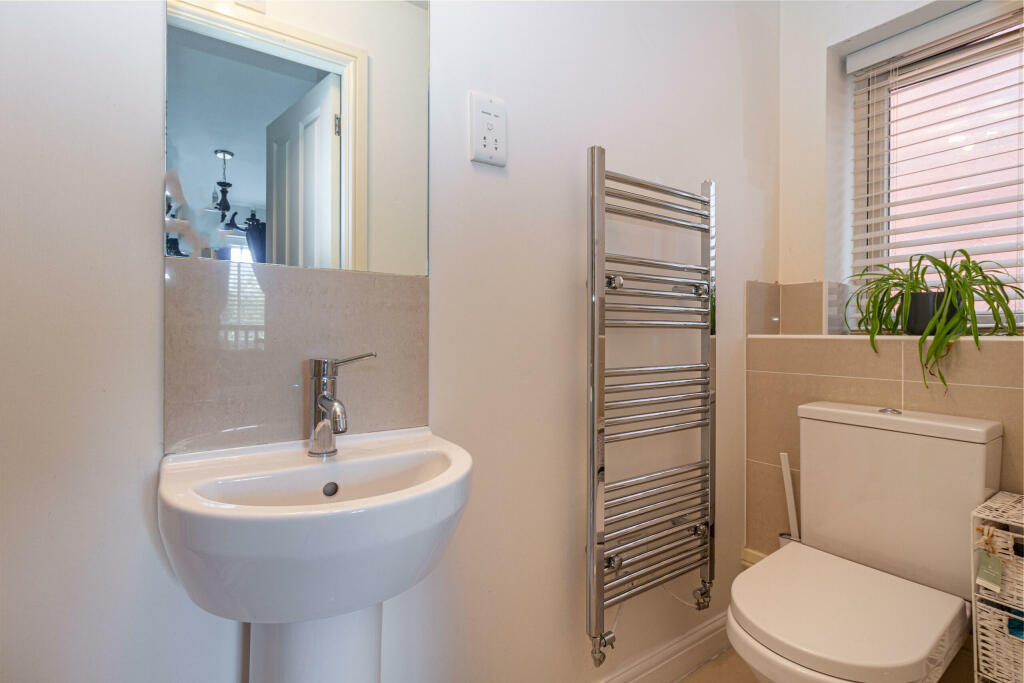 Additional image 12 of Regal Gardens, Bromsgrove. B61