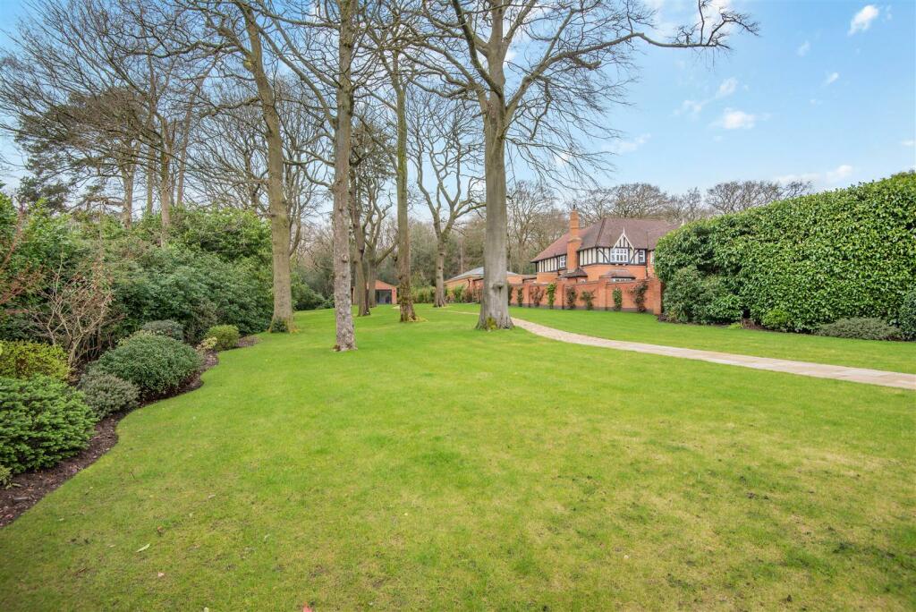 Additional image 23 of Hartopp Road, Four Oaks Estate