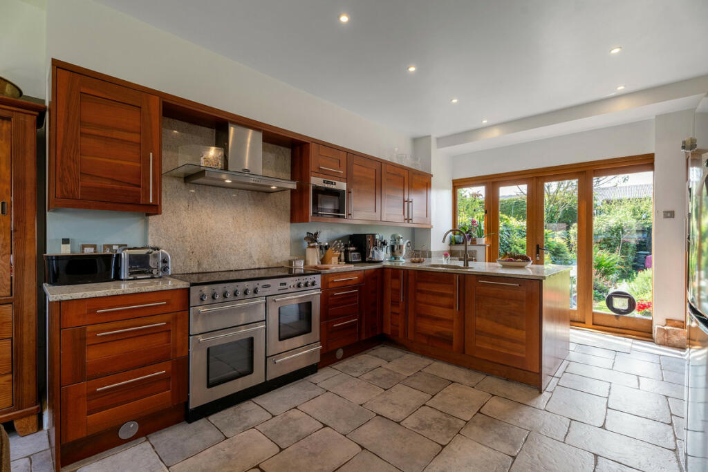 Additional image 4 of Astwood Lane Hanbury Bromsgrove, Worcestershire, B60 4BL