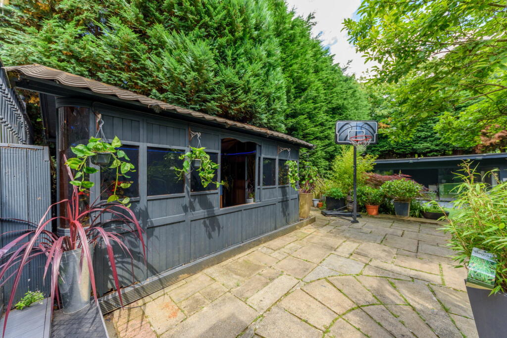 Additional image 24 of Laurel Lane, Halesowen, B63 3DA