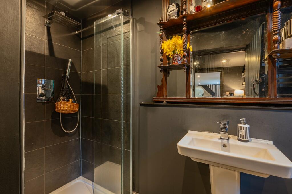 Additional image 22 of High Street, Henley-in-Arden, Warwickshire, B95