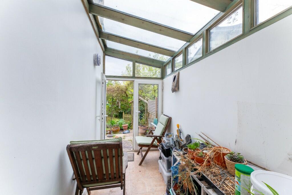 Additional image 5 of Kensington Gardens, Bath,