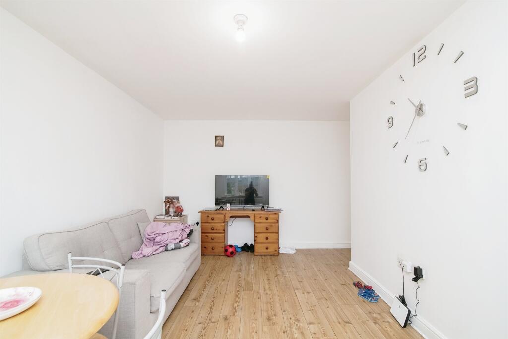 Additional image 7 of Wiltshire Way, West Bromwich