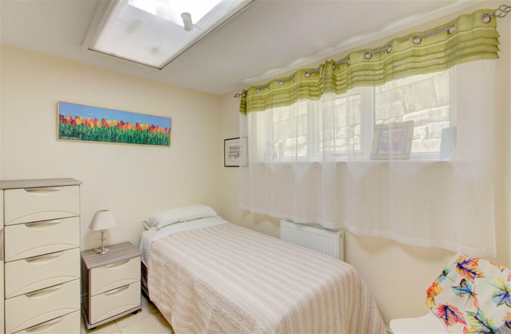 Additional image 10 of Casa Dali, Upper East Hayes