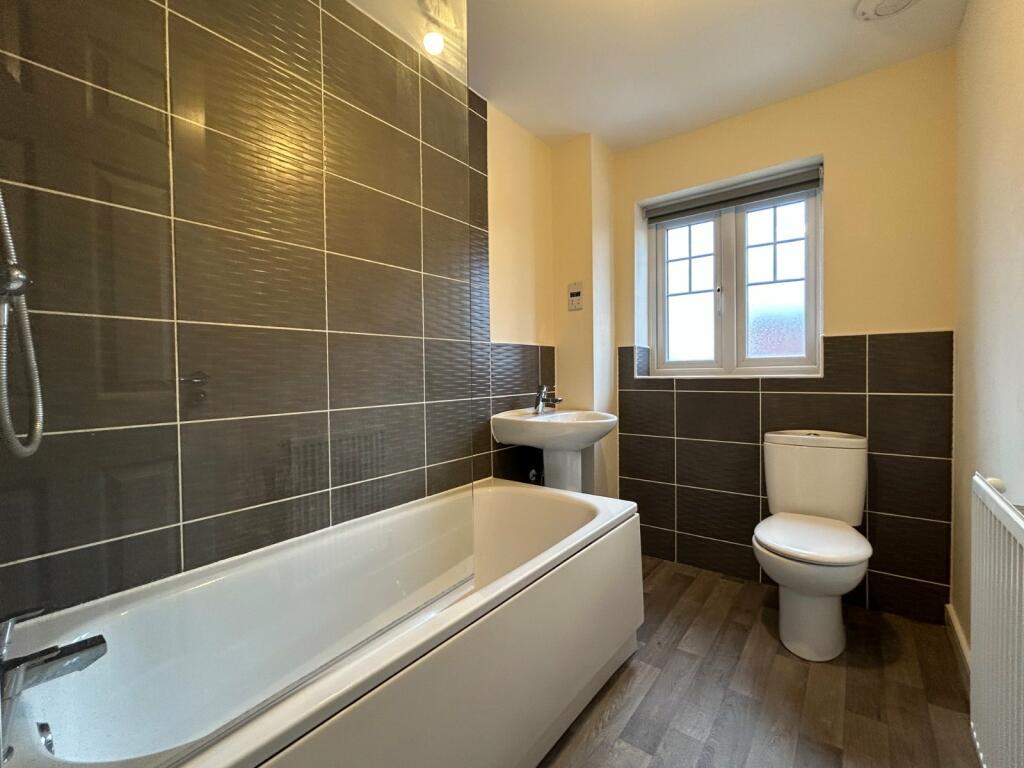 Additional image 7 of Meadow Way, Tamworth, Staffordshire, B79