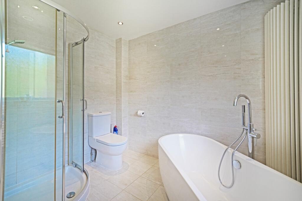 Additional image 21 of Park View, Hockley Heath, B94