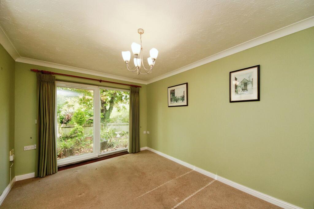 Additional image 4 of Warwick Road, Solihull, West Midlands, B92