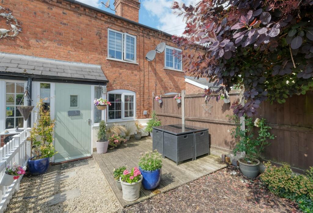 Redditch Road, Stoke Heath, Bromsgrove, B60 4JN