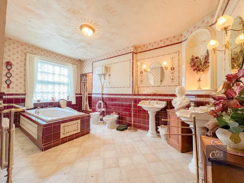 Additional image 18 of Parkfield House, Watling Street, Two Gates, Tamworth, B77 1HW