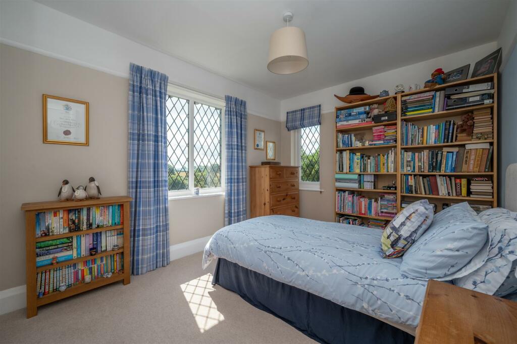 Additional image 23 of Stratford Road, Cranhill