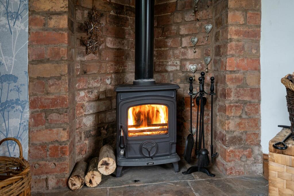 Additional image 7 of Warwick Road, Chadwick End, B93