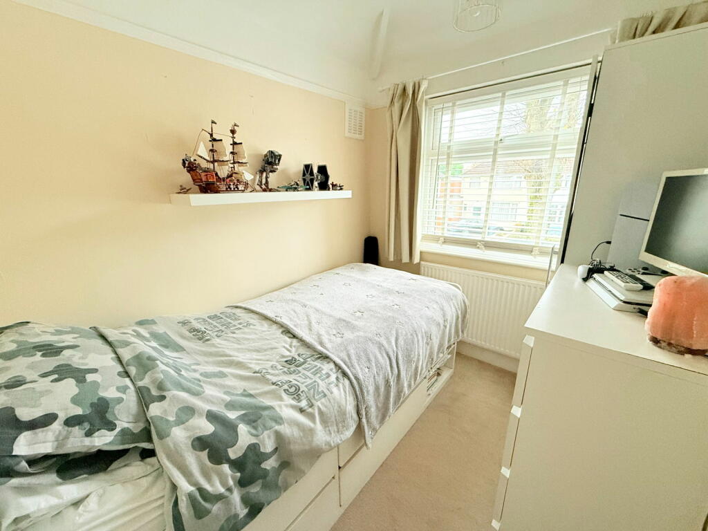 Additional image 20 of Stanway Road, Shirley