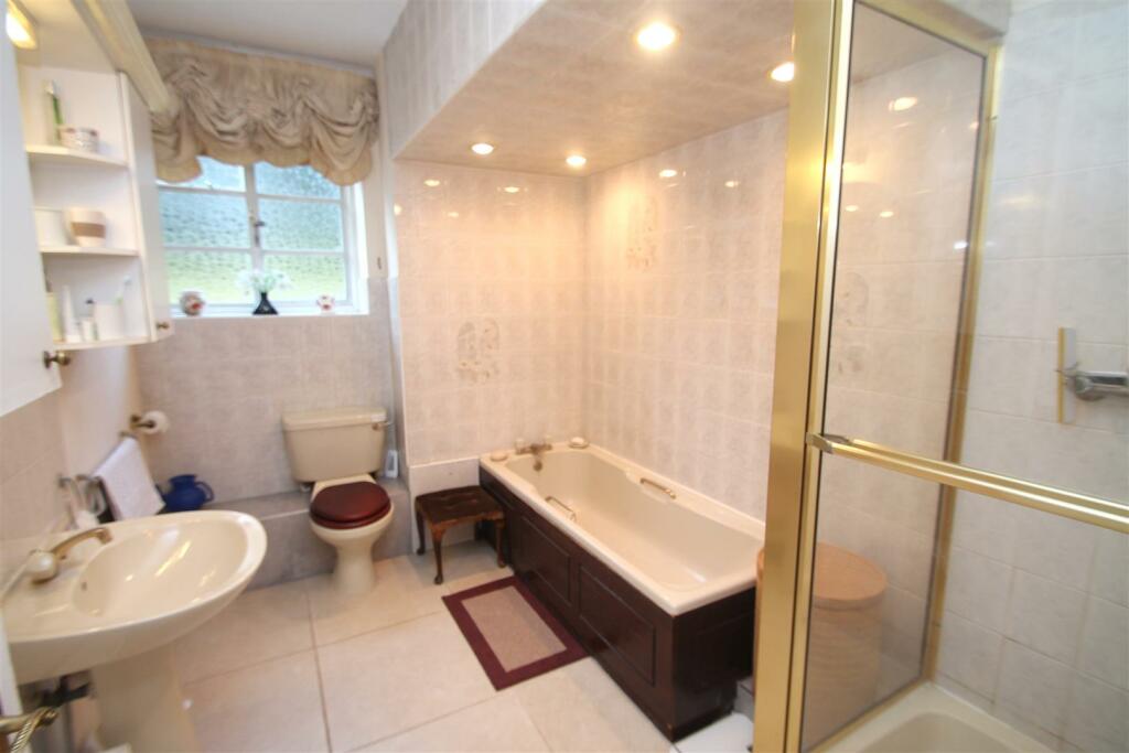 Additional image 8 of Viceroy Close, Edgbaston, Birmingham