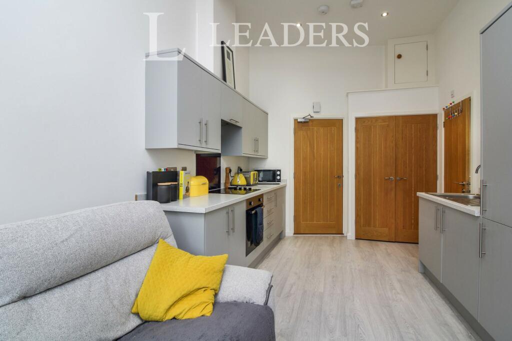 Additional image 5 of High Street, Bromsgrove, B61 8AJ